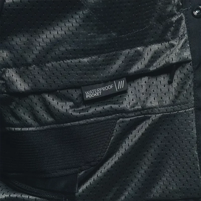 AIR FRAME 3 Chaqueta DAINESE