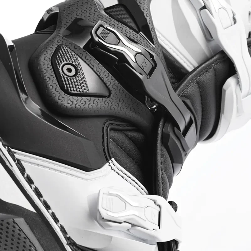 SG22 Negro/Blanco Botas GAERNE