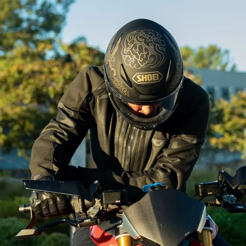 RF-1400 FEARLESS / Casco SHOEI